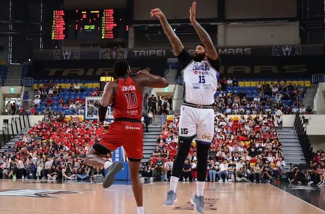 开云体育app下载-巴黎统治力再次显现,横扫对手取得胜利的原因